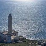בית נופש Villino Monte Sant'angelo *